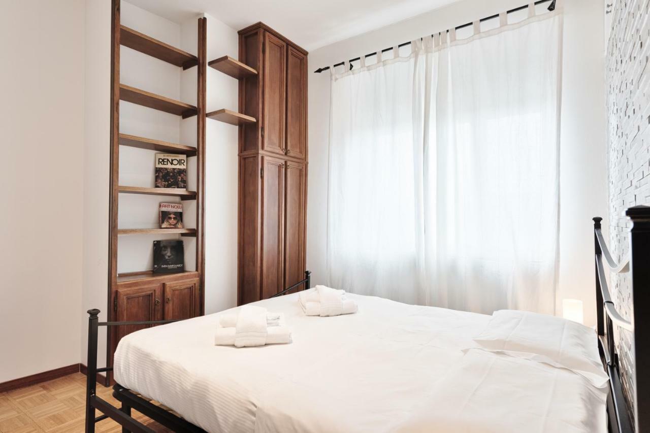 Lungo Dora With Balcony And Panoramic View Apartment Turin Bagian luar foto